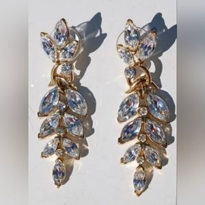 Vintage Kunio Matsumoto Clear Trifari Earrings